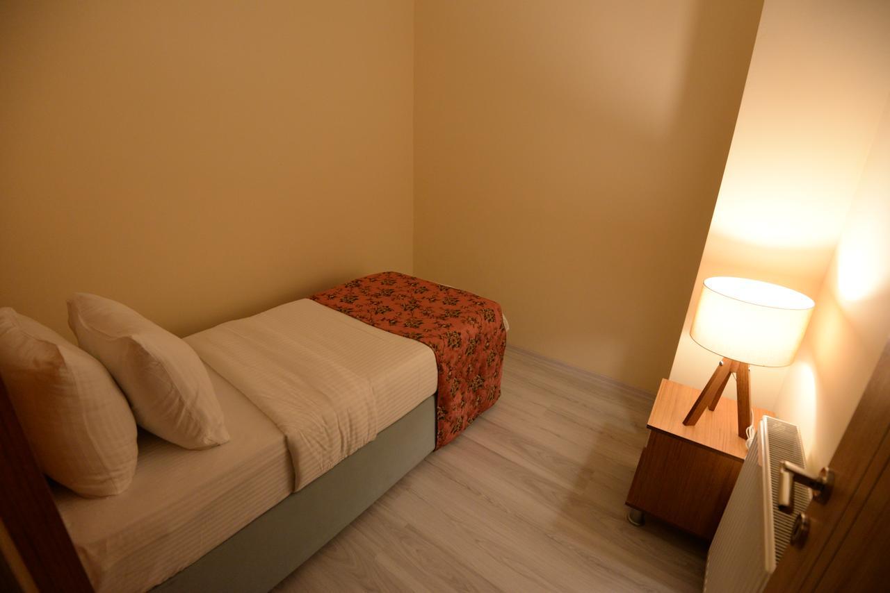 Van Corner Hotel Zewnętrze zdjęcie